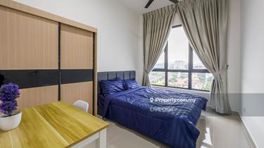 Middle Room for Rent 1