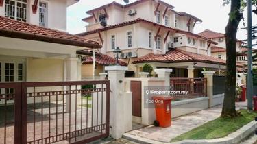 Nice location with ample car park, 2.5 Storey 6 rooms 1