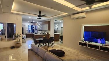 Worth Buy Reovated 2 Storey Terrace @ Elmina Valley 4  1