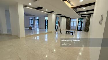 Large unit, pet friendly 1
