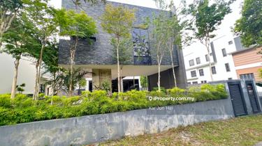 Cheap Nice Luxury 4 Stry with Private Lift Bungalow Jade Hills Kajang 1