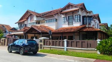 Double Storey Semi-D Tinta, Alam Impian 1