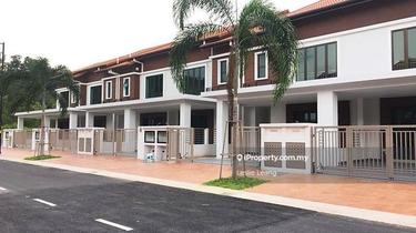 2 Sty Intermediate Terrace House For Sales at BK 7 1
