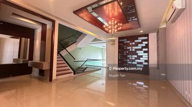 Gated and Guarded Development  1