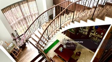 Spacious Living with Lush Greenery in Gita Bayu 1