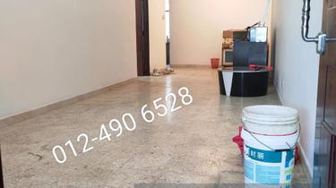 Prime Location. Single Storey House. Ideal For Investment or Own Stay  1