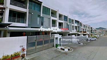 Terrace with Home Lift! 1