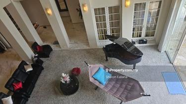 Bangsar Hill is an exclusive development located in Bangsar. 1