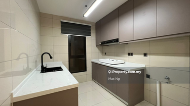 Full furnished unit with 2 carpark and 3 bedroom  1