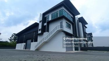 Semi-D factory for Rent 1