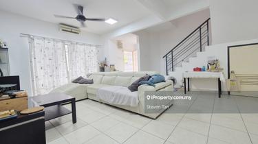Taman Puchong Prima 2 Storey House Kitchen Extended Good Condition 1