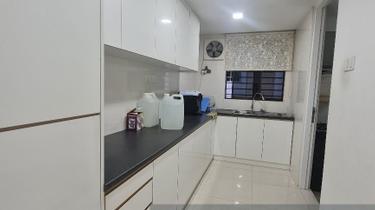 Well maintained and good location 1
