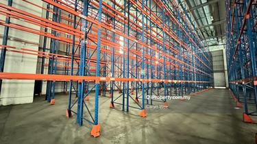 Various size of brand new warehouse for rent at Shah Alam 1