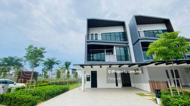 Brand New 3 Storey Terrace With Exclusive Privacy, Gated Community 1