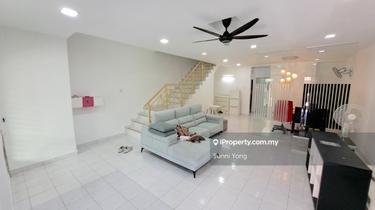 Fully Reno BK 5, Bandar Kinrara Puchong 2 storey House Freehold 1