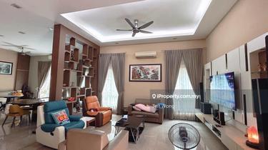 Well maintain Bungalow @ Subang Heights 1