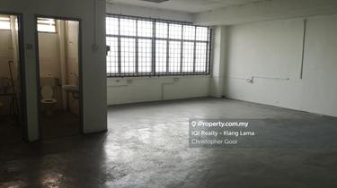 Semi-D factory for Rent 1