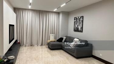 Ken Bangsar With Many Units In Hand 1