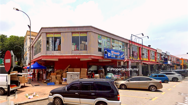 Taman Sri Muda Corner shop for Rent and Sale 1