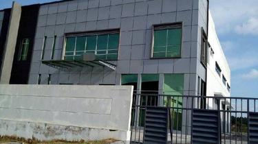 Below Market Value! Good Buy! Gated Guarded, Near Airport, Sde Highway 1