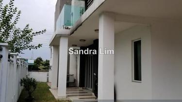 Endlot Superlink House For Sale 1