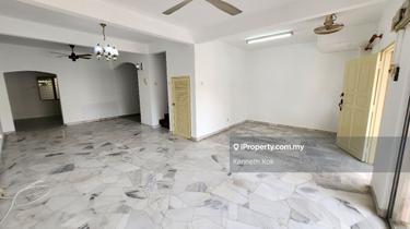 Ss19 Double Storey Intermediate Terrace House 1