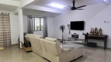 Super Deal! Freehold Terrace House in Pj Renovated and Extended 1