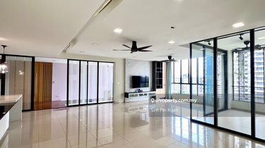 Exclusive listing @ Five Stones. Premiun unit with private lift lobby  1