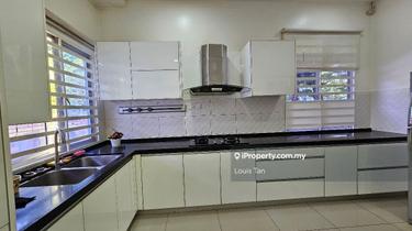 Corner Unit With Garden 1