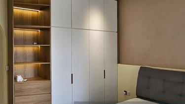 Dutapark 2 rooms fully furnished with Balcony ID design 1