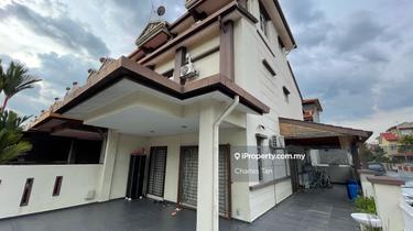 Endlot 2.5 sty house for sale! Good condition  1