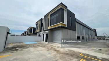 Specialist Agent In Puncak Alam 1