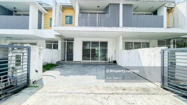 Nadayu 92, 2sty link house, gated and guarded security community 1