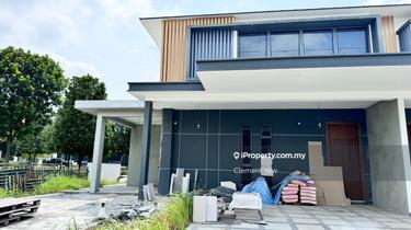 Extended Corner unit next to bamboo garden 1