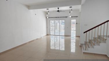 Taman Desa Seringgin Nilai 3 1