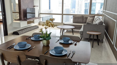 Easy access to Pavilion and KLCC and Public Transport 1
