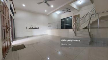 Facing Open, Freehold, Walking Distance to Faber Tower & Faber Plaza 1