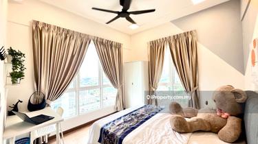 MRT Bandar Utama 1 Utama Middle Room Fully Furnished  1