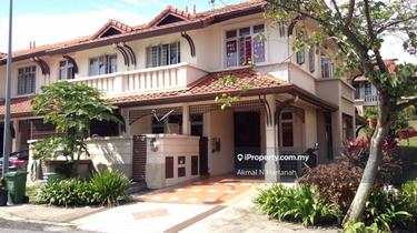 Presint 14 End Lot Terrace House 1