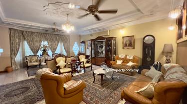 Rare Athinahapan Bungalow - Great Location & Well Kept!  1