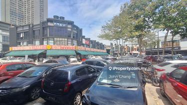 Kota damansara busy area corner lot for rent  1