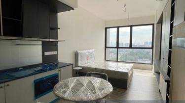 Nicely Renovated Studio  1