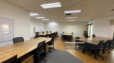 35 Pax Private office 1