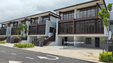 3 storey Terrace House for Sale 1