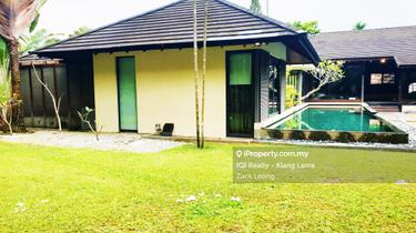 Resort Type Bungalow and modern with good condition 2 storey  1