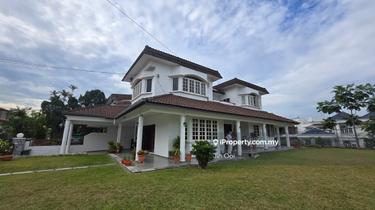 Damansara Jaya 2 Storey Semi Detached House For Rent 1
