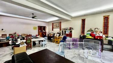 Jumbo Terrace Home in Datuk Sulaiman  1
