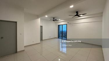 High floor, 2 carpark, ready to move in 1