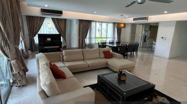 Kiaraville low rise, Spacious unit with private lift. 1