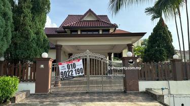 Renovation Bungalow House for sale. Call us for more details 1